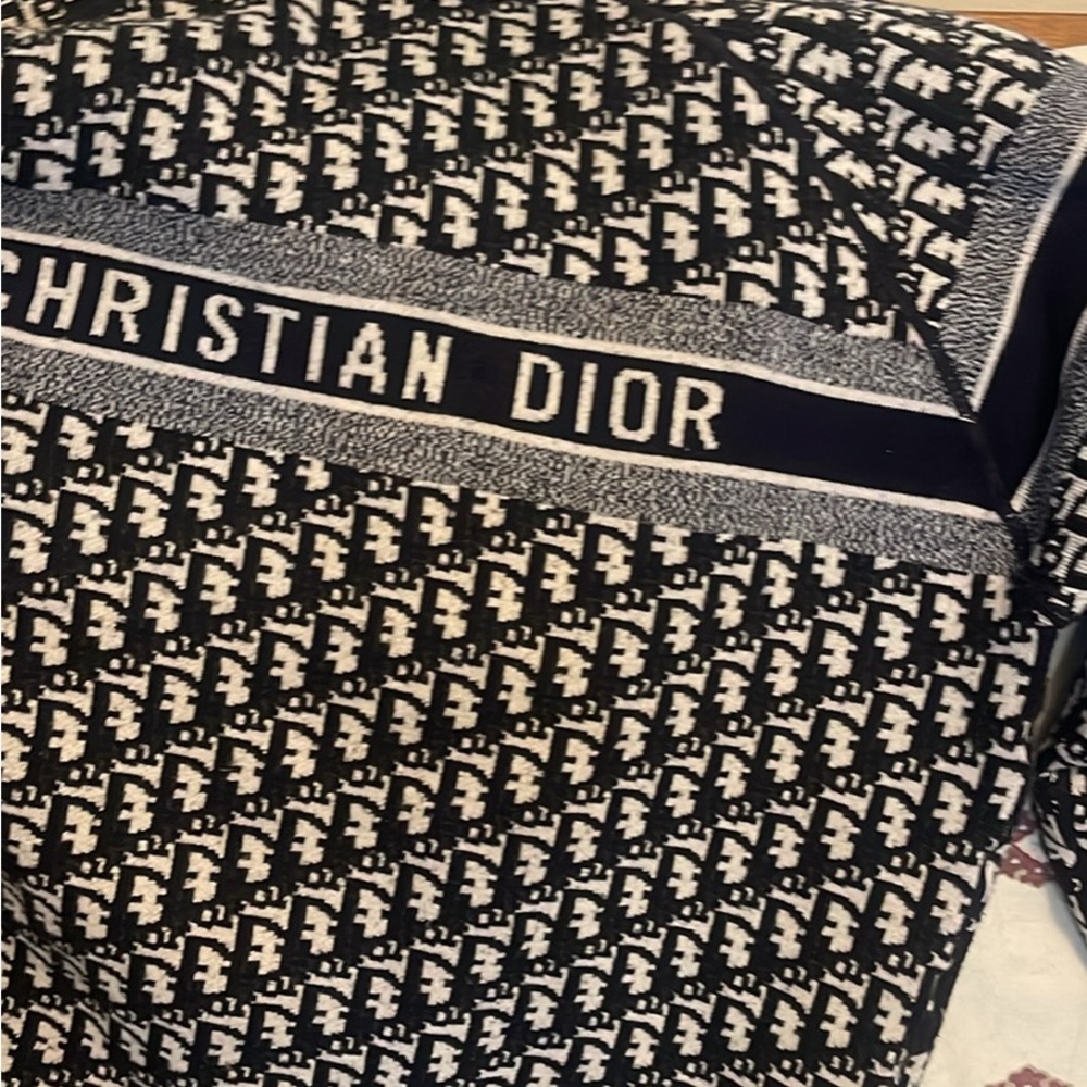 Dior Reversible Monogram Sweater in Black and White - Picture 1 of 5